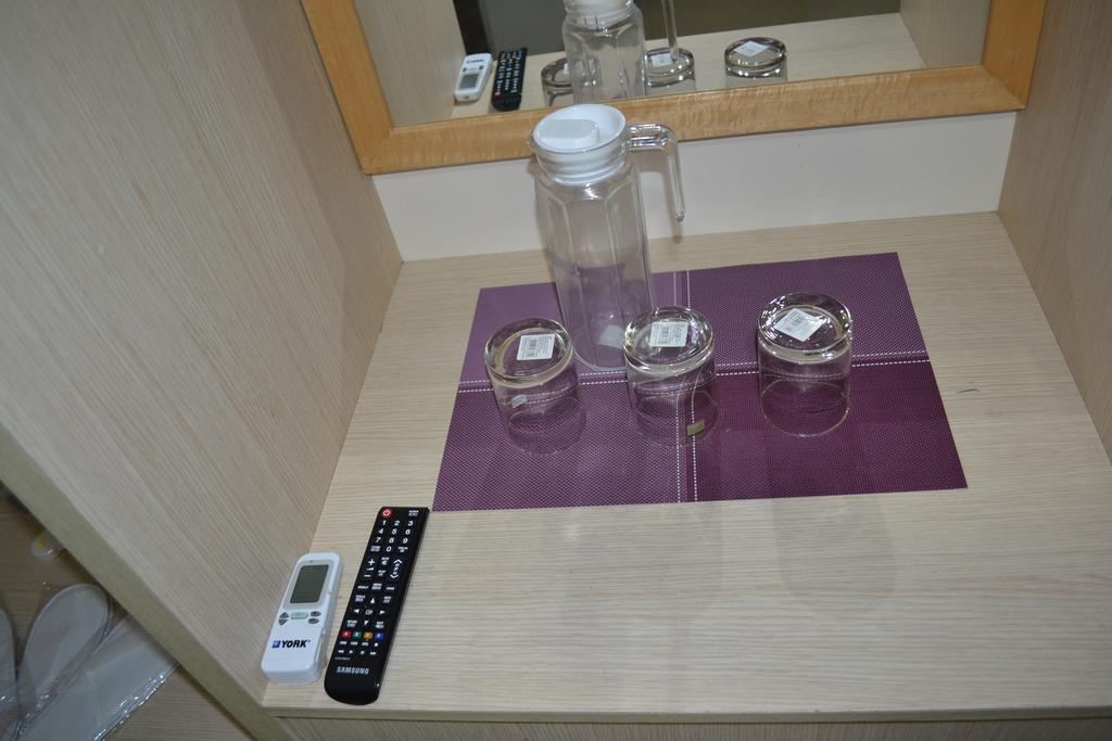 Lavender Hotel Teluk Intan Chambre photo
